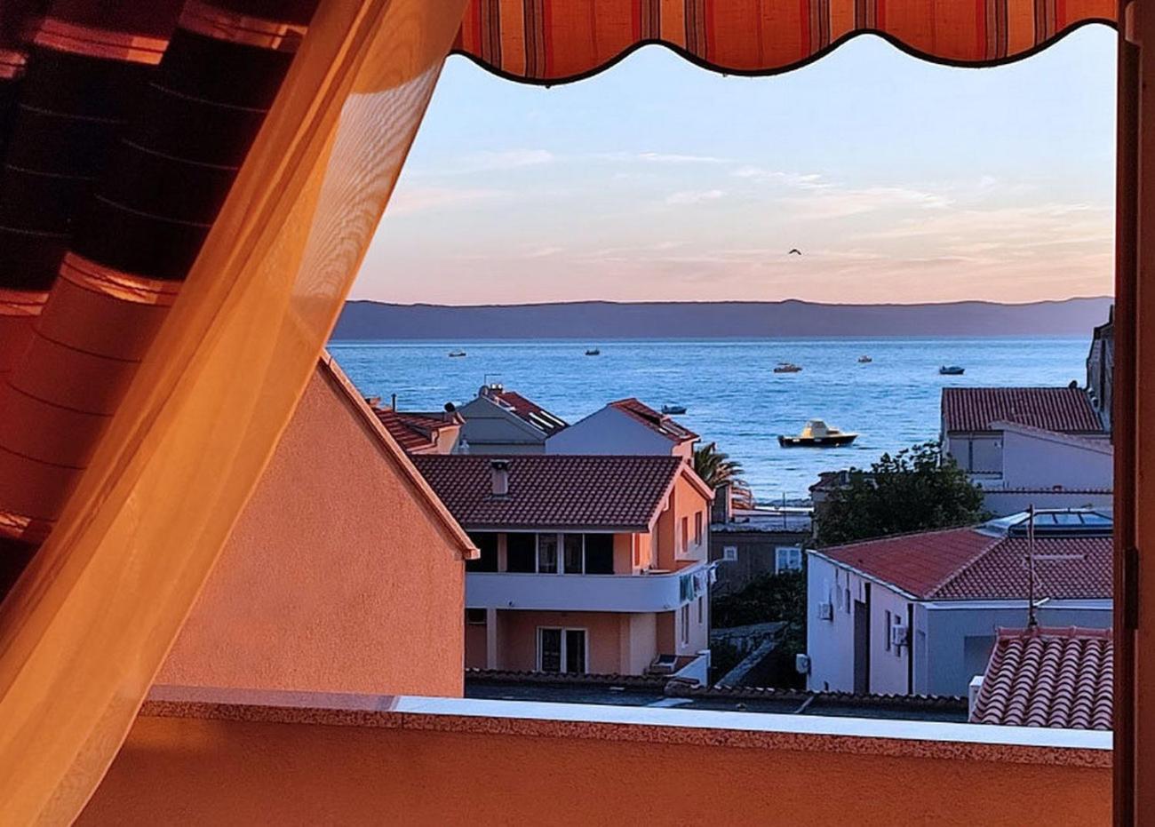 Apartments And Rooms By The Sea Tucepi, Makarska - 6058 エクステリア 写真