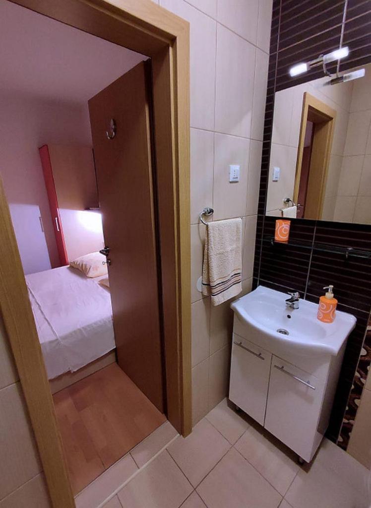 Apartments And Rooms By The Sea Tucepi, Makarska - 6058 部屋 写真